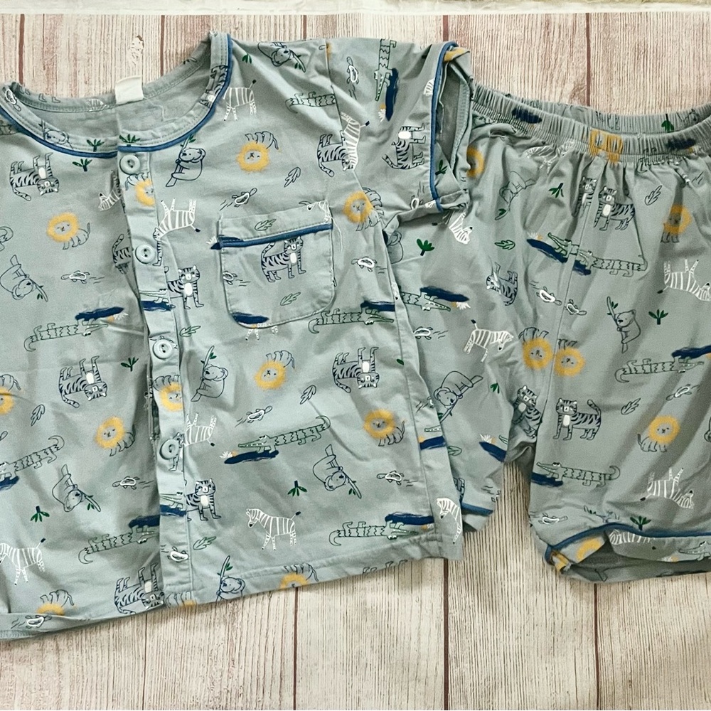 Kaka Here Size 5 120 Pajama Shorts Set With Wild Animals All Over